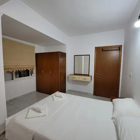 Gjordeni Apartment's Hotell